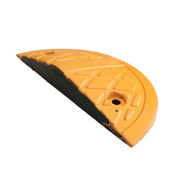 PremiumSun Speed Hump End Cap without Cat Eyes (37X18X5CM) Yellow